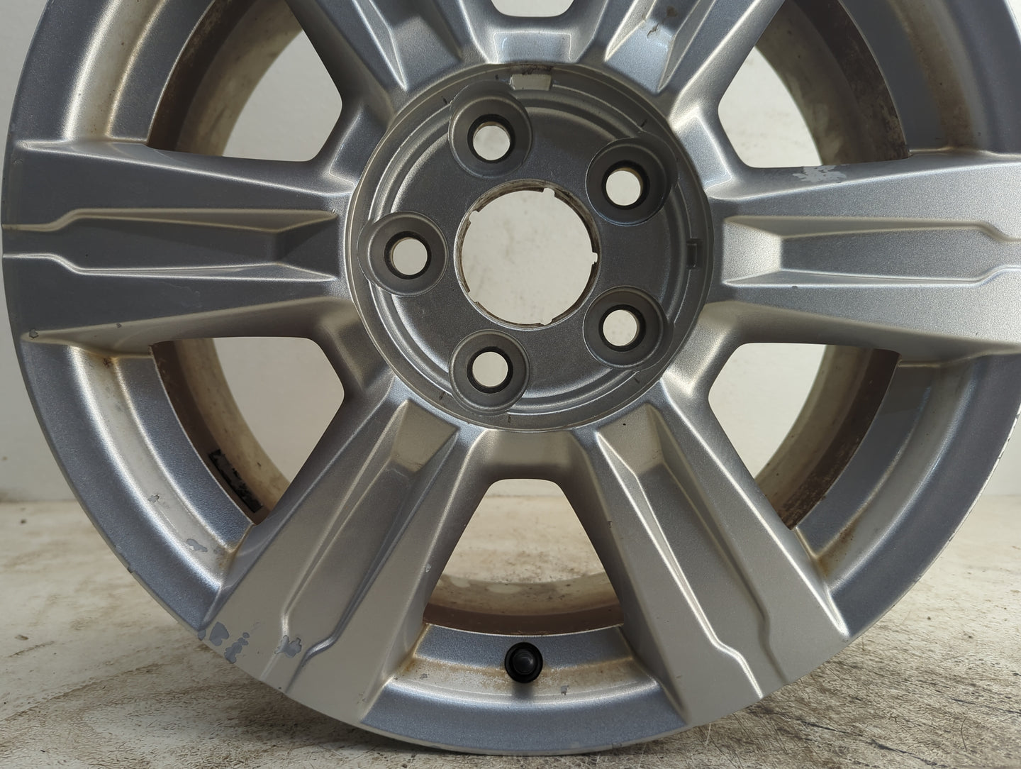 2014-2017 Gmc Terrain Oem Wheel Rim 1194842 - Oemusedautoparts1.com