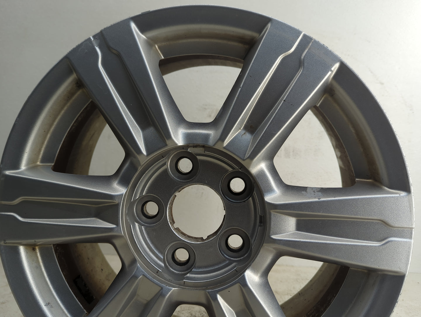 2014-2017 Gmc Terrain Oem Wheel Rim 1194842 - Oemusedautoparts1.com