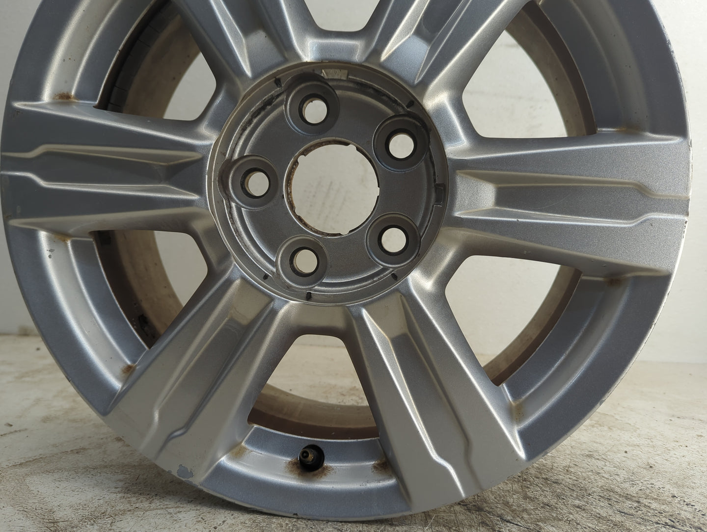 2014-2017 Gmc Terrain Oem Wheel Rim 1194843 - Oemusedautoparts1.com