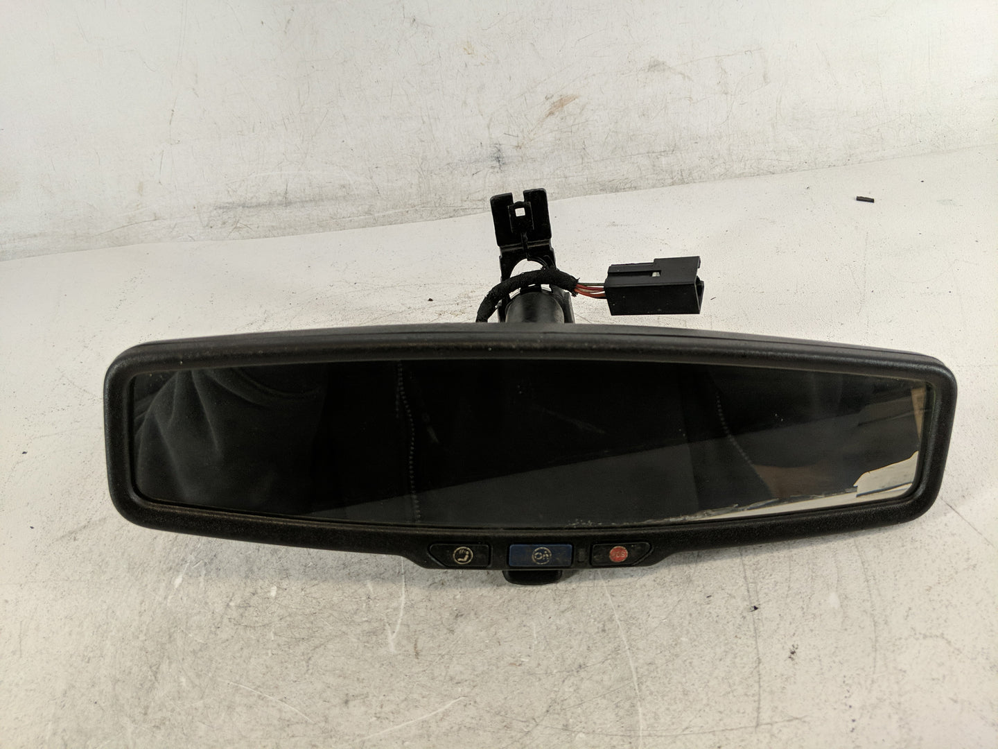 2010-2017 Gmc Terrain Interior Rear View Mirror Replacement OEM Fits OEM Used Auto Parts - Oemusedautoparts1.com