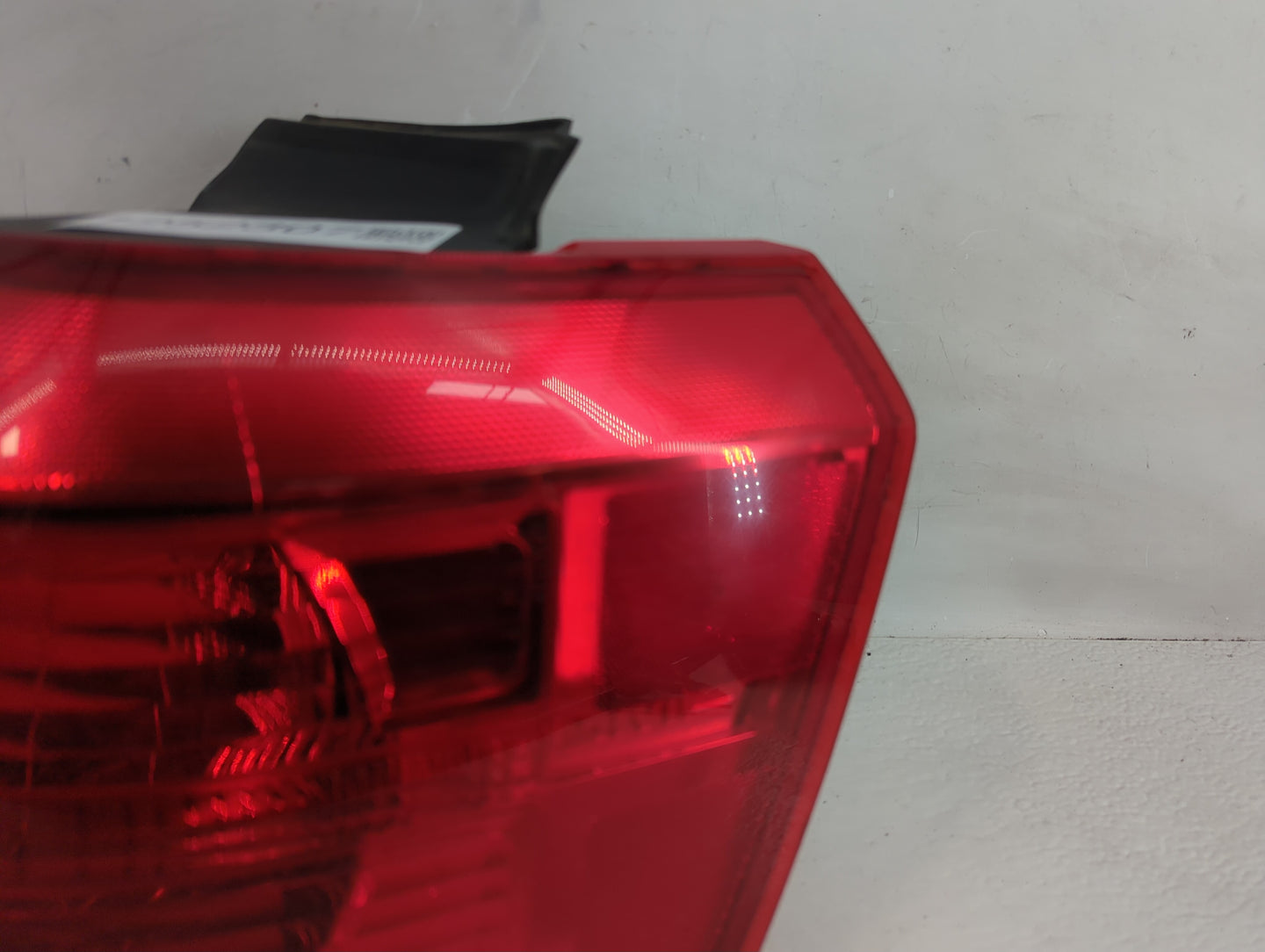 2013-2017 Gmc Terrain Tail Light Assembly Passenger Right OEM Fits Fits 2013 2014 2015 2016 2017 OEM Used Auto Parts - Oemus