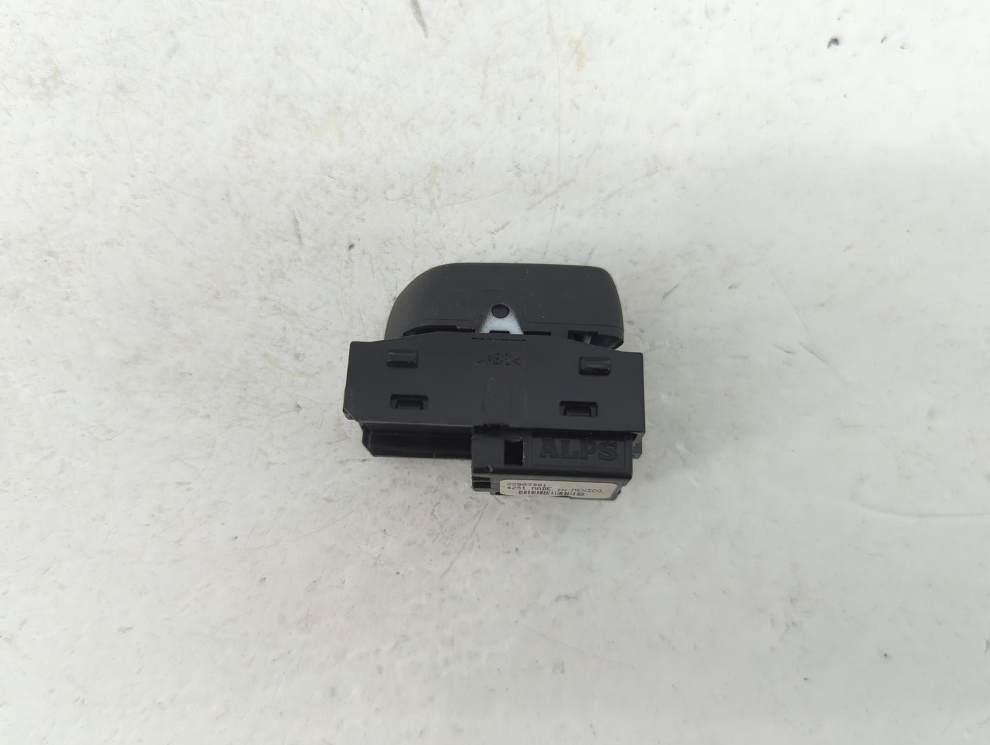 2010-2017 Gmc Terrain Master Power Window Switch Replacement Driver Side Left P/N:22903981 Fits OEM Used Auto Parts - Oemuse