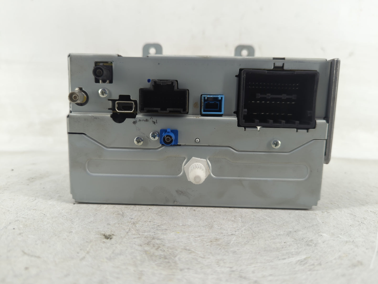 2012-2015 Gmc Terrain Radio AM FM Cd Player Receiver Replacement P/N:22989452 Fits Fits 2012 2013 2014 2015 OEM Used Auto Pa