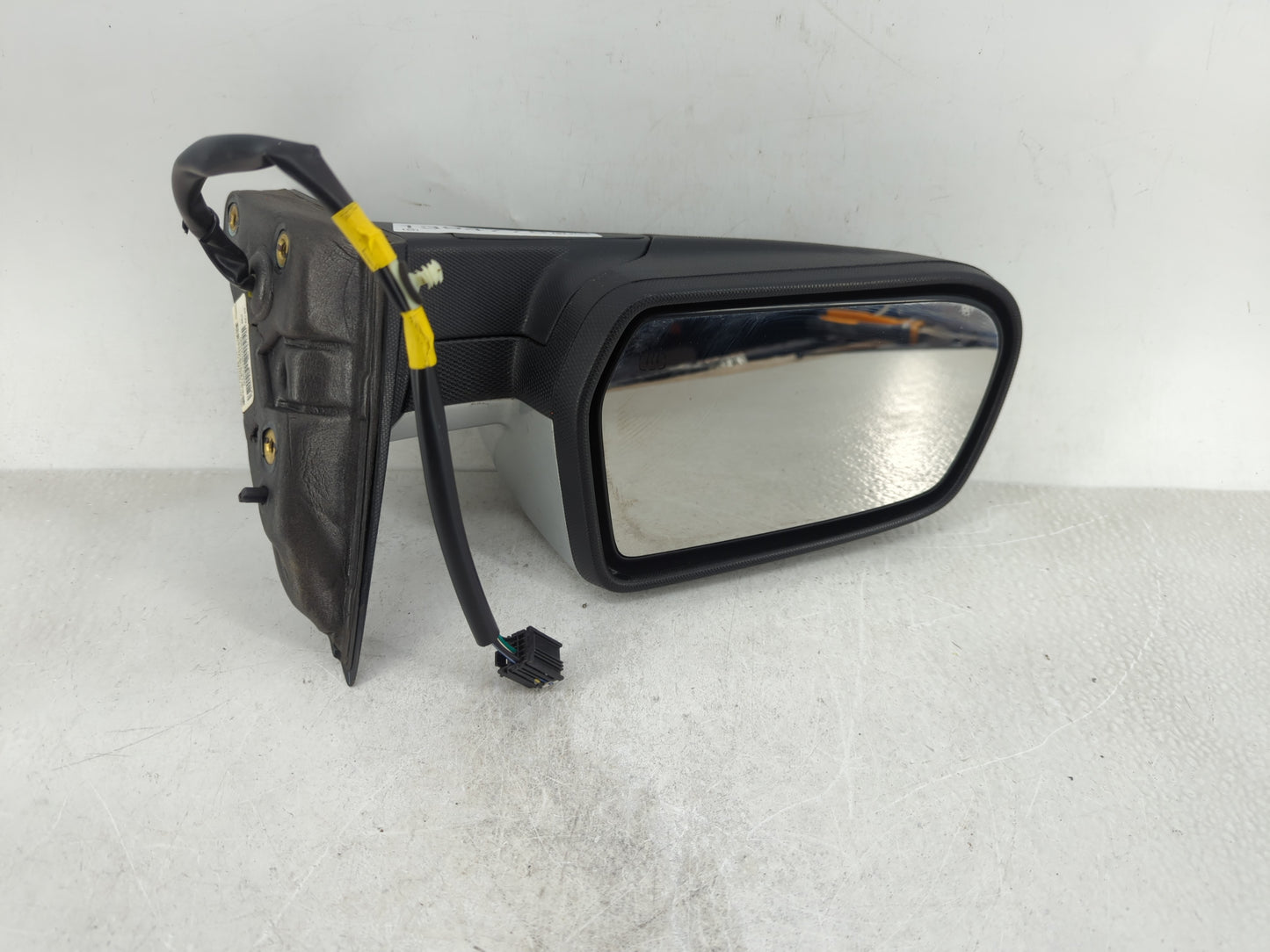 2015-2017 Gmc Terrain Driver Side View Mirror - Left Door Mirror OEM Used - Oemusedautoparts1.com