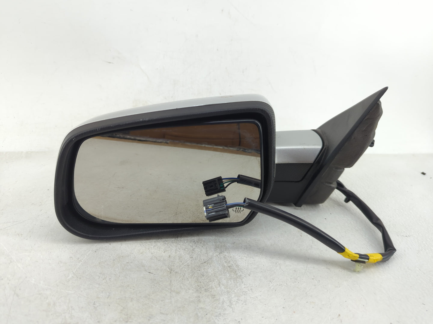 2015-2017 Gmc Terrain Driver Side View Mirror - Left Door Mirror OEM Used - Oemusedautoparts1.com