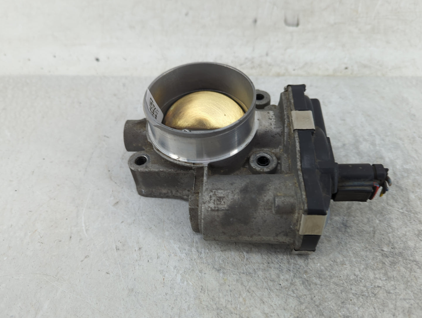 2013-2015 Gmc Terrain Throttle Body P/N:12632101CA Fits Fits 2012 2013 2014 2015 OEM Used Auto Parts - Oemusedautoparts1.com