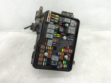 2013-2016 Gmc Terrain Fusebox Fuse Box Panel Relay Module P/N:22922727 Fits Fits 2013 2014 2015 2016 OEM Used Auto Parts