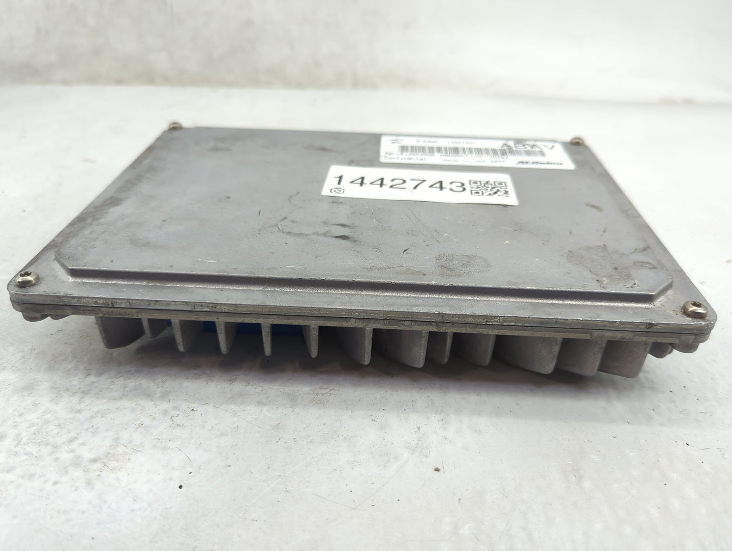 2013-2016 Gmc Terrain PCM Engine Control Computer ECU ECM PCU OEM P/N:12651807 12653998 Fits Fits 2013 2014 2015 2016 OEM Us
