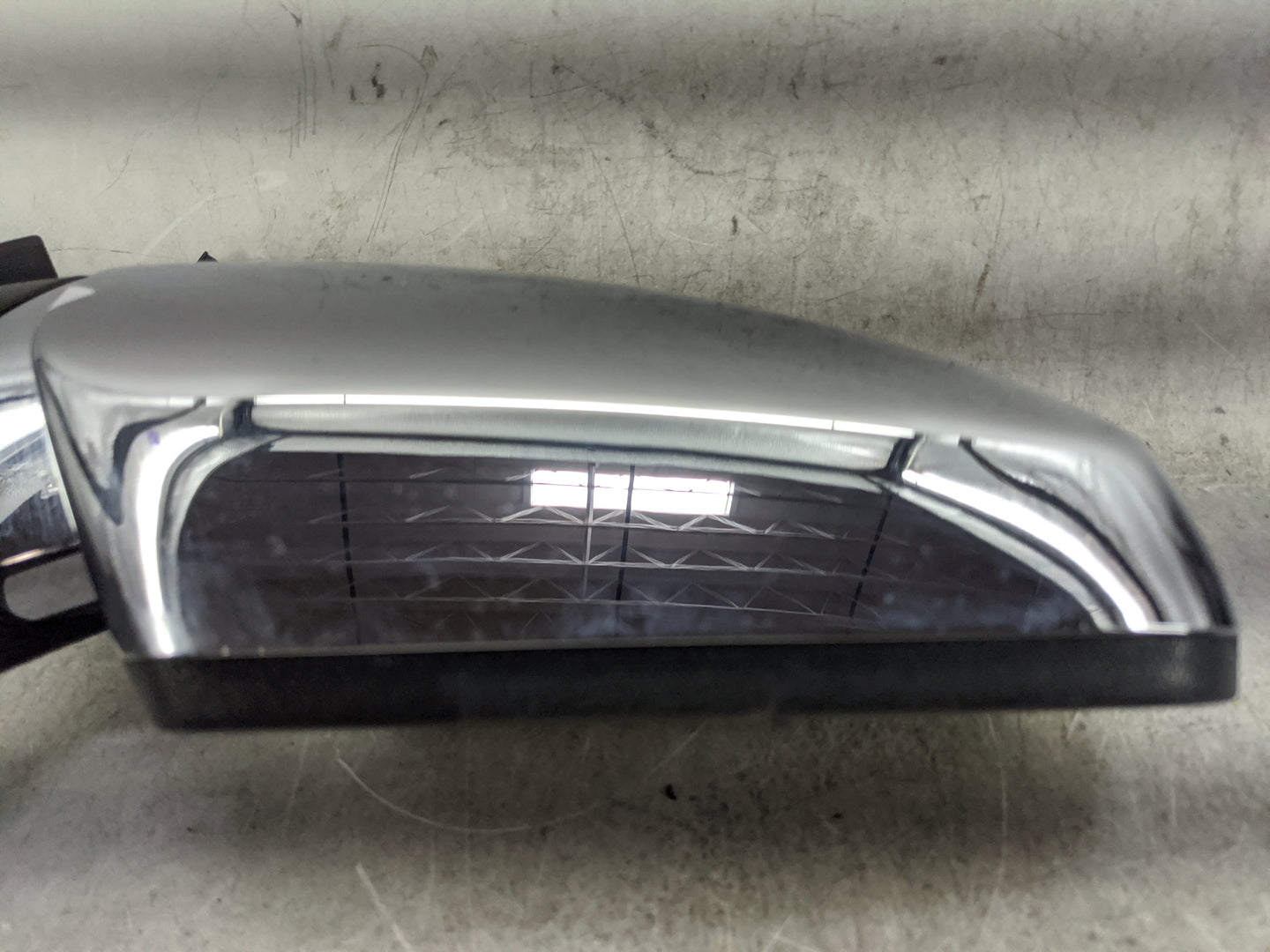 2015-2017 Gmc Terrain Passenger Side View Mirror - Right Door Mirror OEM Used - Oemusedautoparts1.com