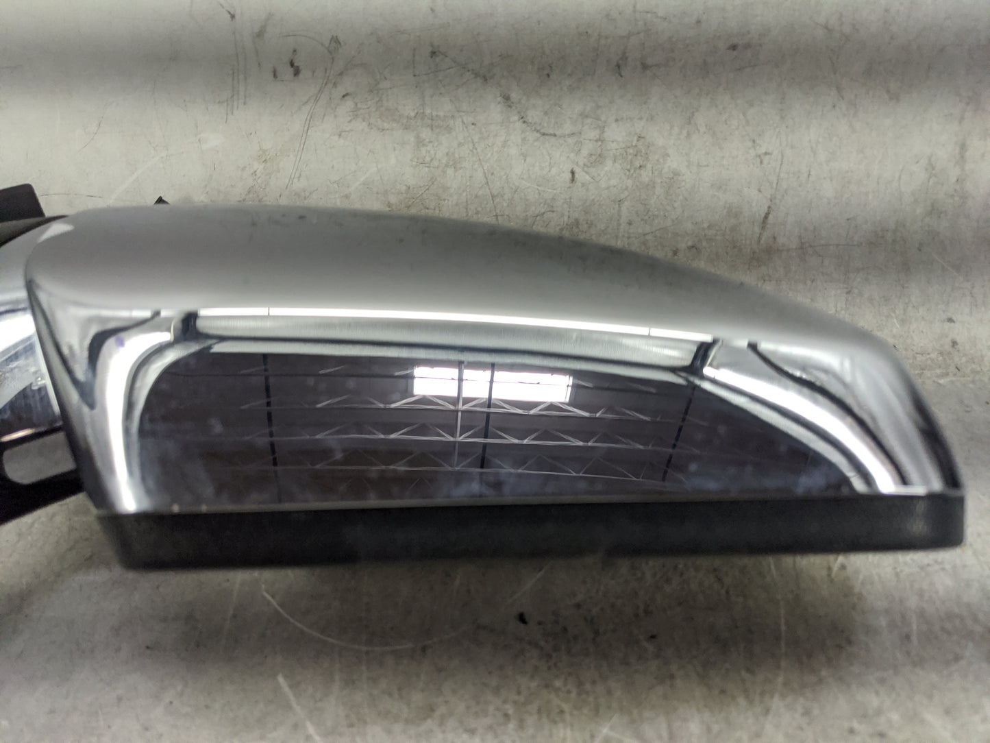 2015-2017 Gmc Terrain Passenger Side View Mirror - Right Door Mirror OEM Used - Oemusedautoparts1.com