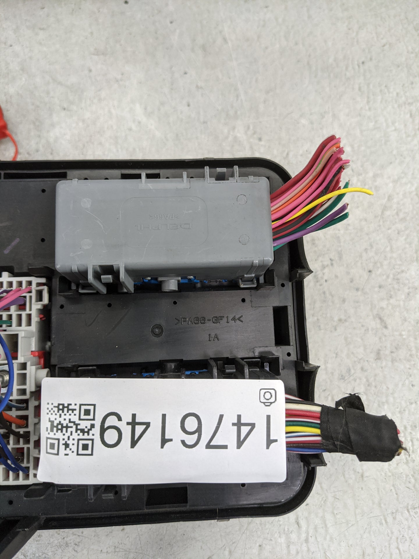 2013-2016 Gmc Terrain Fusebox Fuse Box Panel Relay Module P/N:22929761 Fits Fits 2013 2014 2015 2016 OEM Used Auto Parts - O