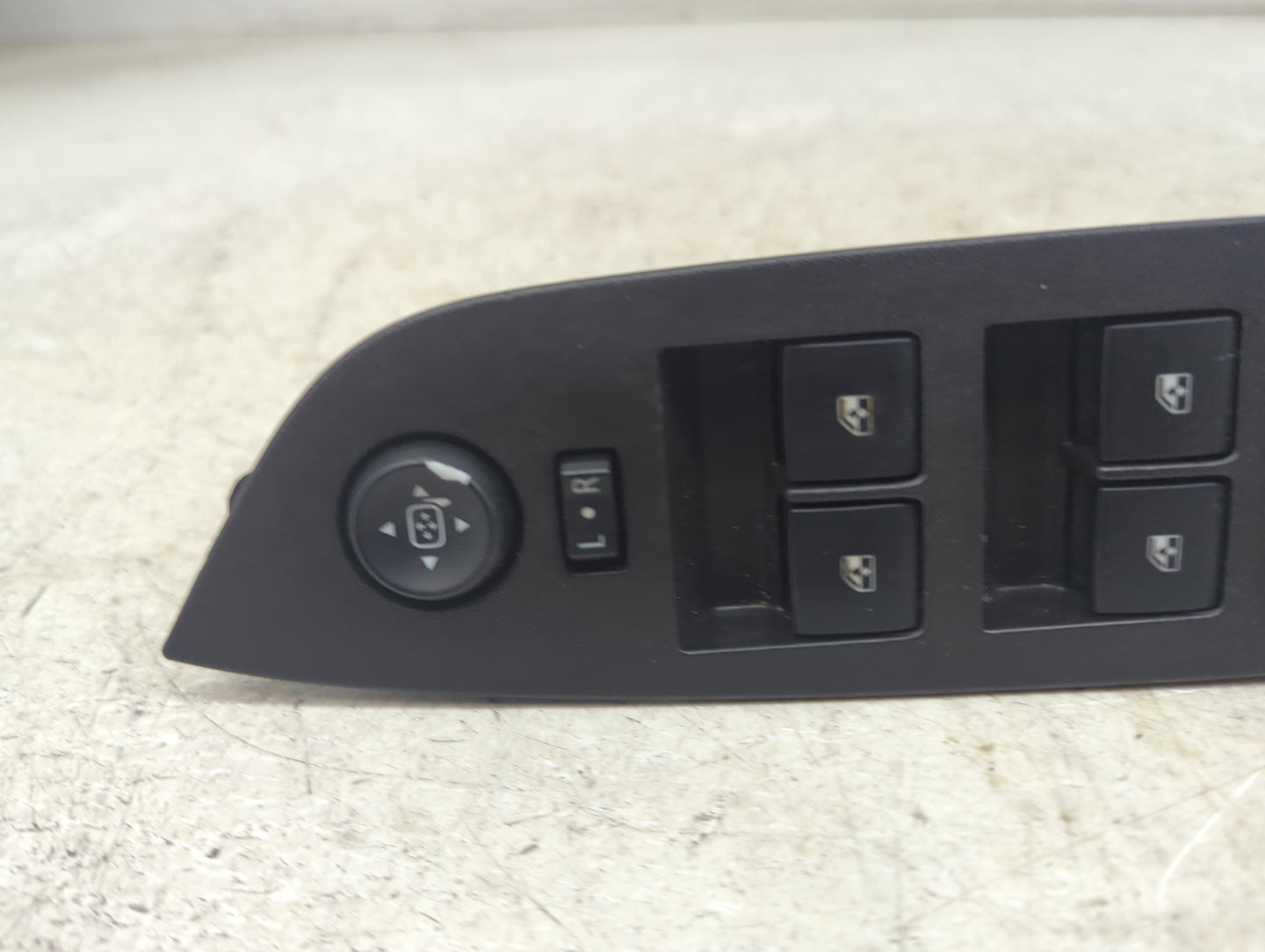 2010-2017 Gmc Terrain Master Power Window Switch Replacement Driver Side Left P/N:20917598 32147934 Fits OEM Used Auto Parts