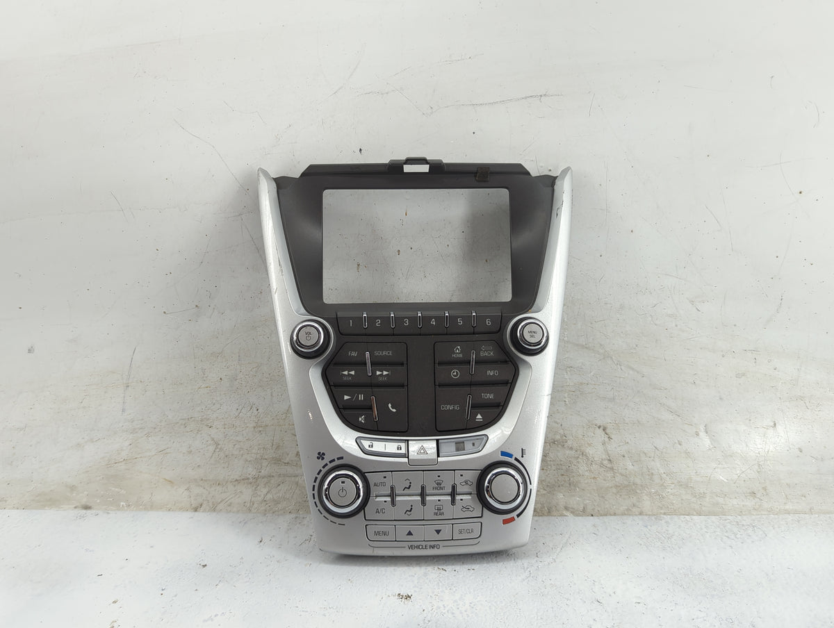 2015 Gmc Terrain Radio Control Panel Silver 1504023 - Oemusedautoparts1.com
