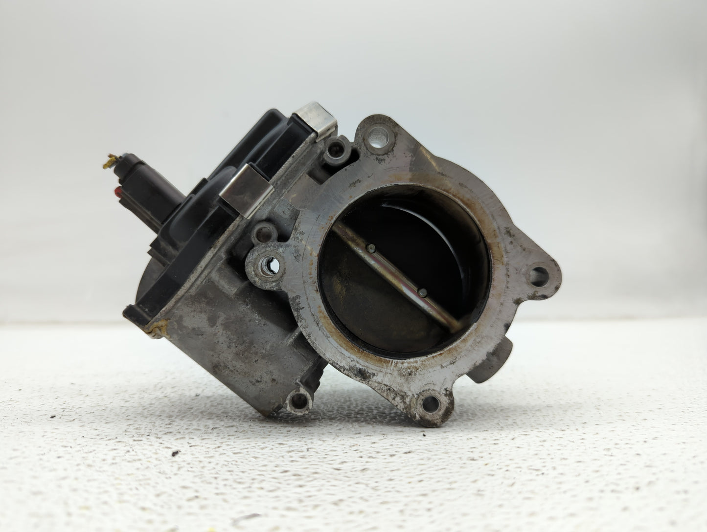 2013-2015 Gmc Terrain Throttle Body P/N:12632101CA Fits Fits 2012 2013 2014 2015 OEM Used Auto Parts - Oemusedautoparts1.com
