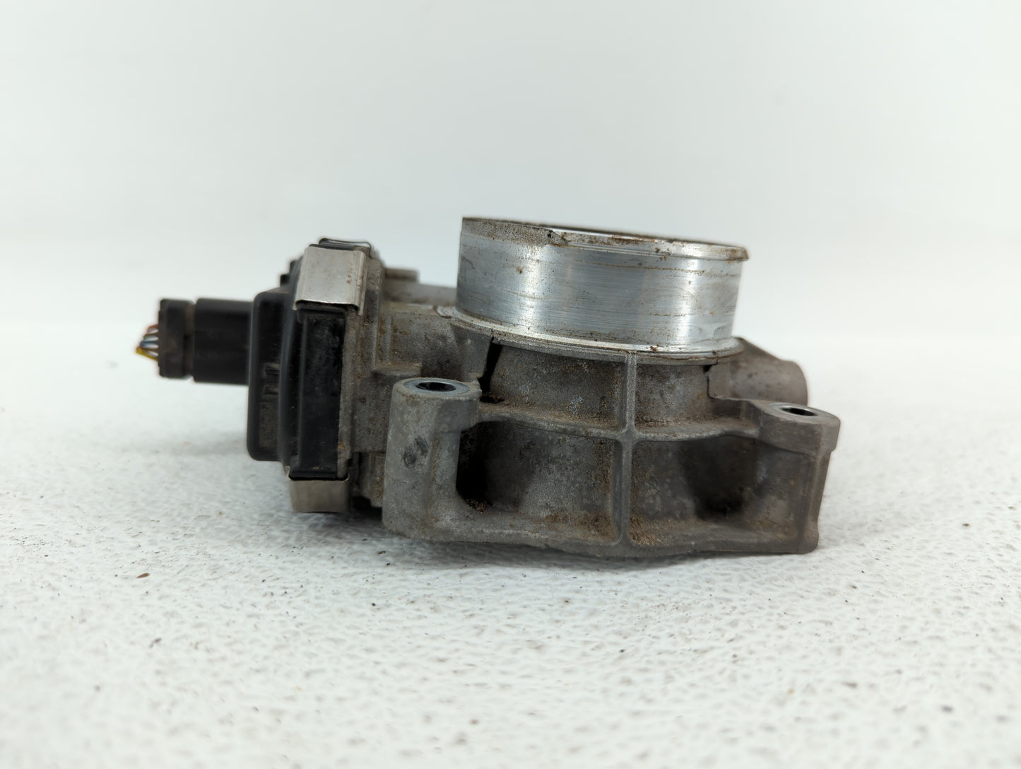 2013-2015 Gmc Terrain Throttle Body P/N:12632101CA Fits Fits 2012 2013 2014 2015 OEM Used Auto Parts - Oemusedautoparts1.com