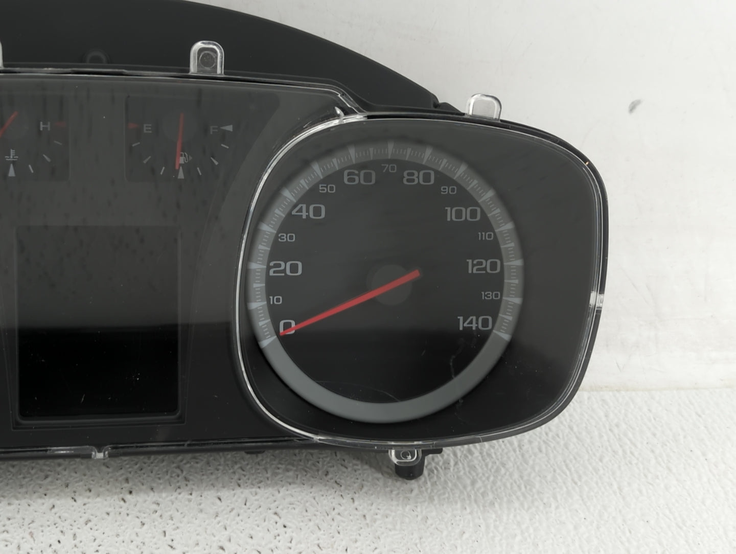 2013-2017 Gmc Terrain Instrument Cluster Speedometer Gauges P/N:23265867 22956685, 23265866 Fits Fits 2013 2014 2015 2016 20