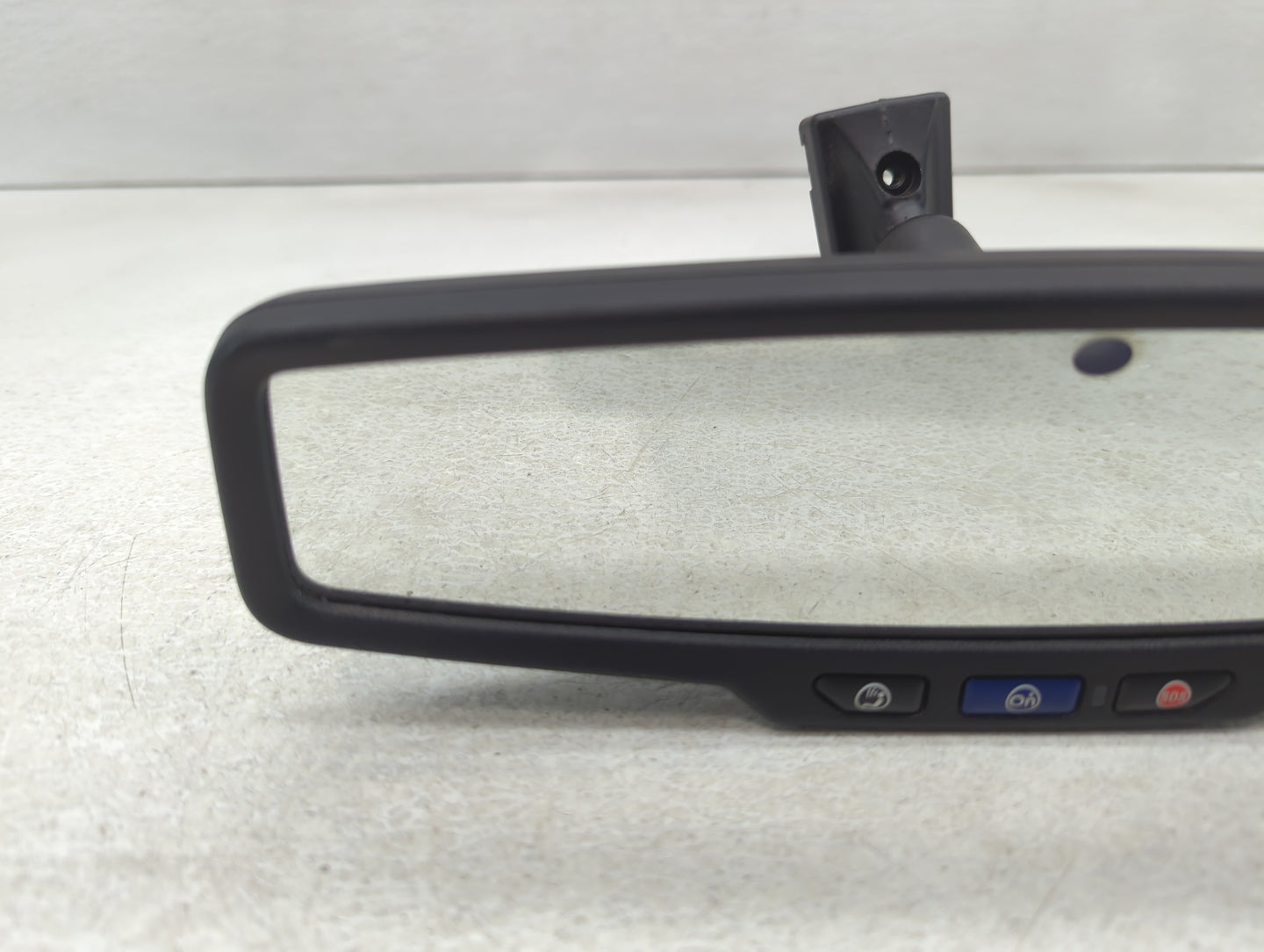 2010-2017 Gmc Terrain Interior Rear View Mirror Replacement OEM P/N:E11026538 Fits OEM Used Auto Parts - Oemusedautoparts1.c