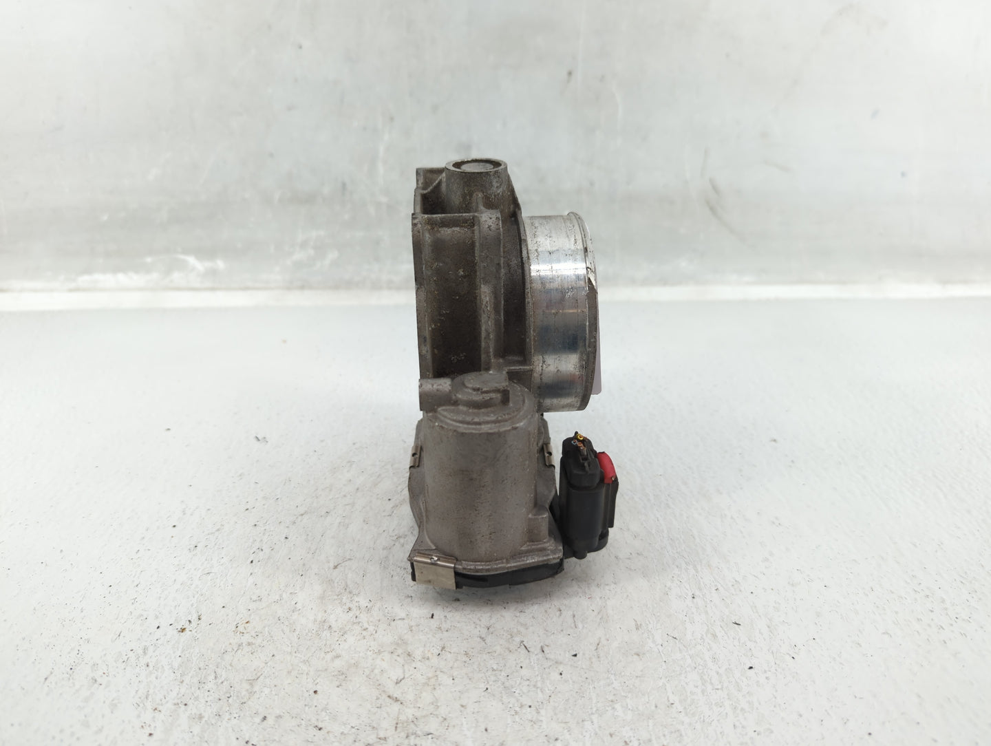 2013-2017 Gmc Terrain Throttle Body P/N:12632172BA Fits Fits 2012 2013 2014 2015 2016 2017 2018 2019 2020 2021 2022 OEM Used