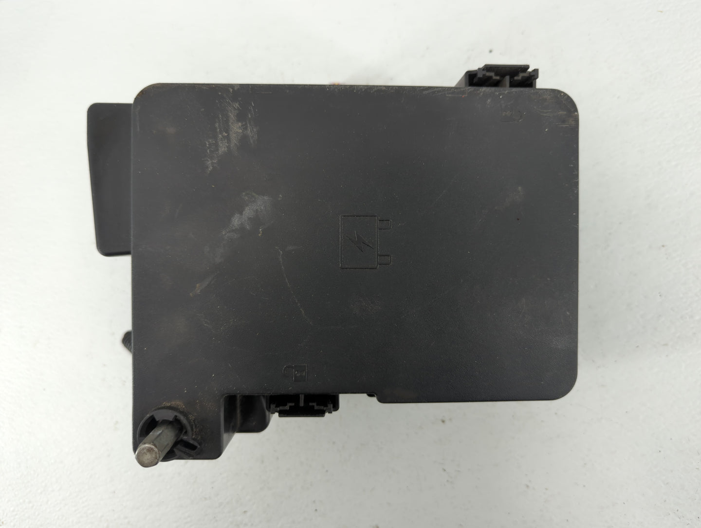 2013-2015 Gmc Terrain Fusebox Fuse Box Panel Relay Module P/N:22929762_01 Fits Fits 2013 2014 2015 OEM Used Auto Parts - Oem