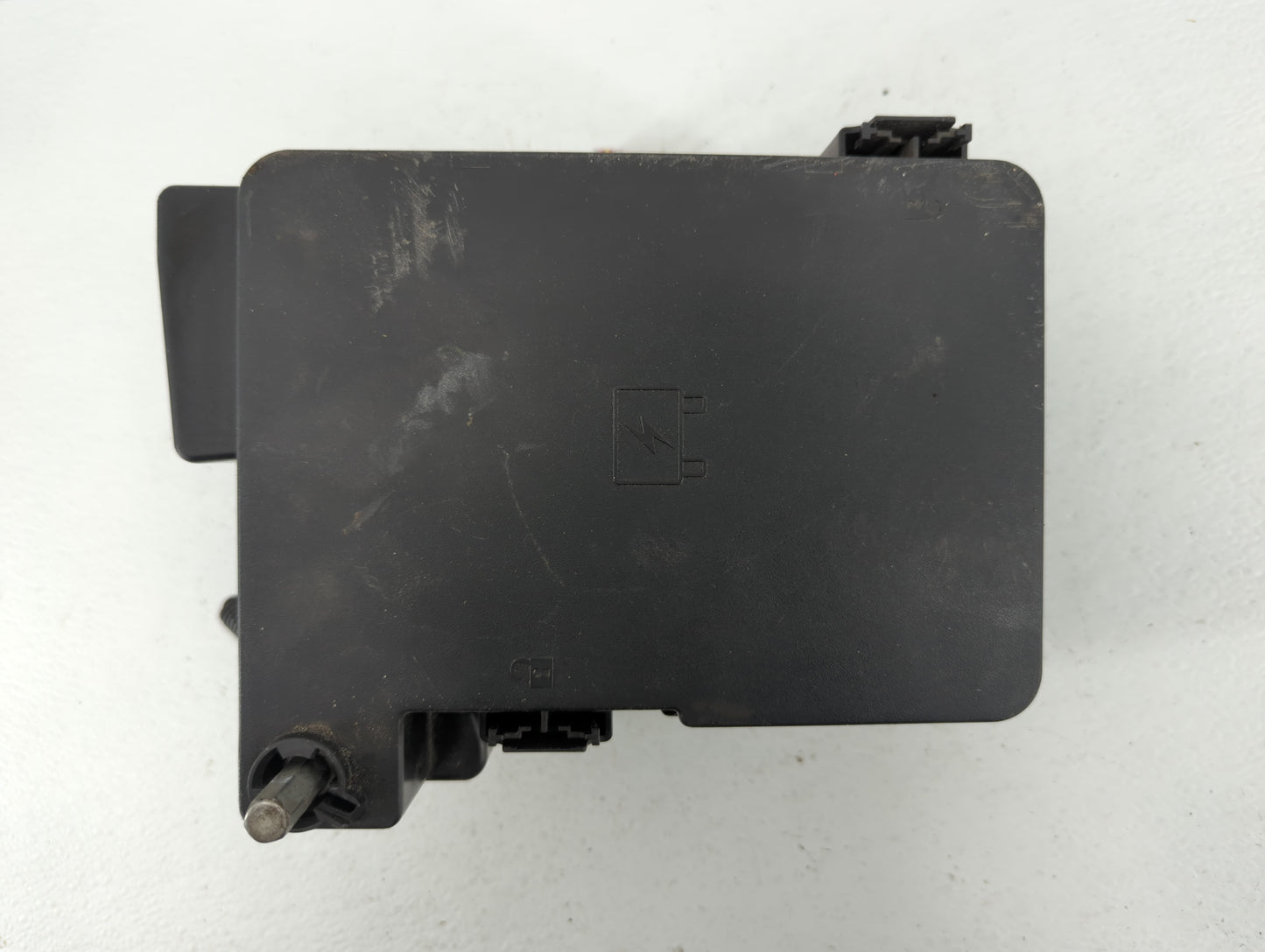 2013-2015 Gmc Terrain Fusebox Fuse Box Panel Relay Module P/N:22929762_01 Fits Fits 2013 2014 2015 OEM Used Auto Parts - Oem