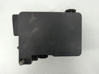 2013-2015 Gmc Terrain Fusebox Fuse Box Panel Relay Module P/N:22929762_01 Fits Fits 2013 2014 2015 OEM Used Auto Parts - Oem