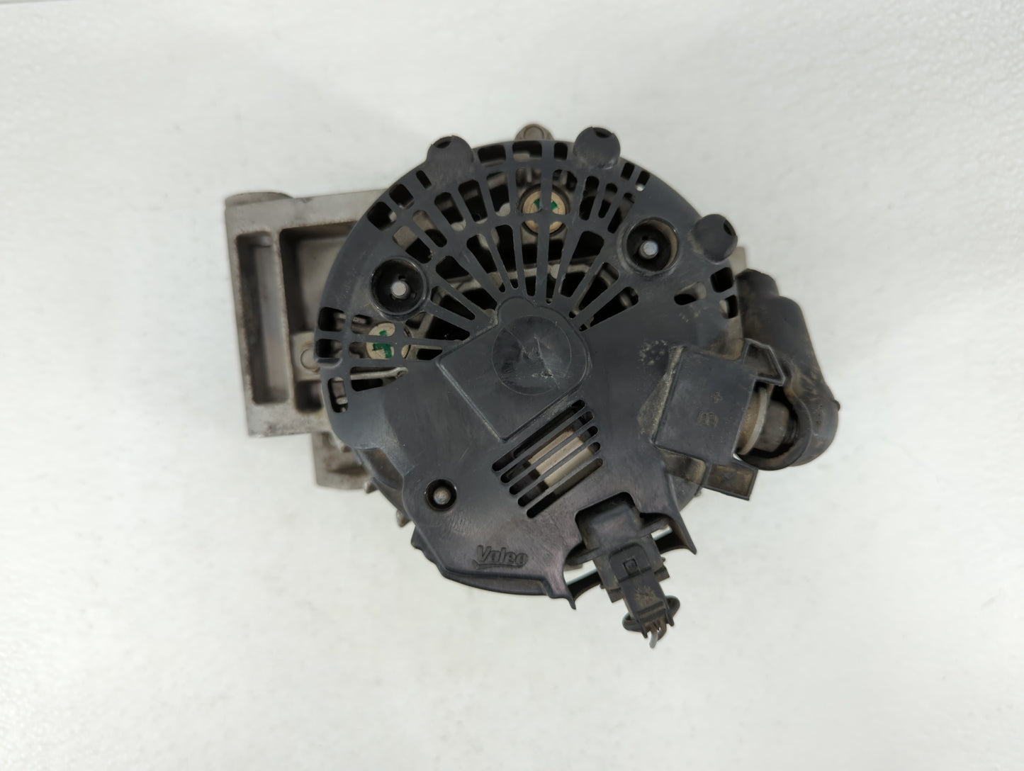 2010-2017 Gmc Terrain Alternator Replacement Generator Charging Assembly Engine OEM P/N:13588328 Fits OEM Used Auto Parts - 