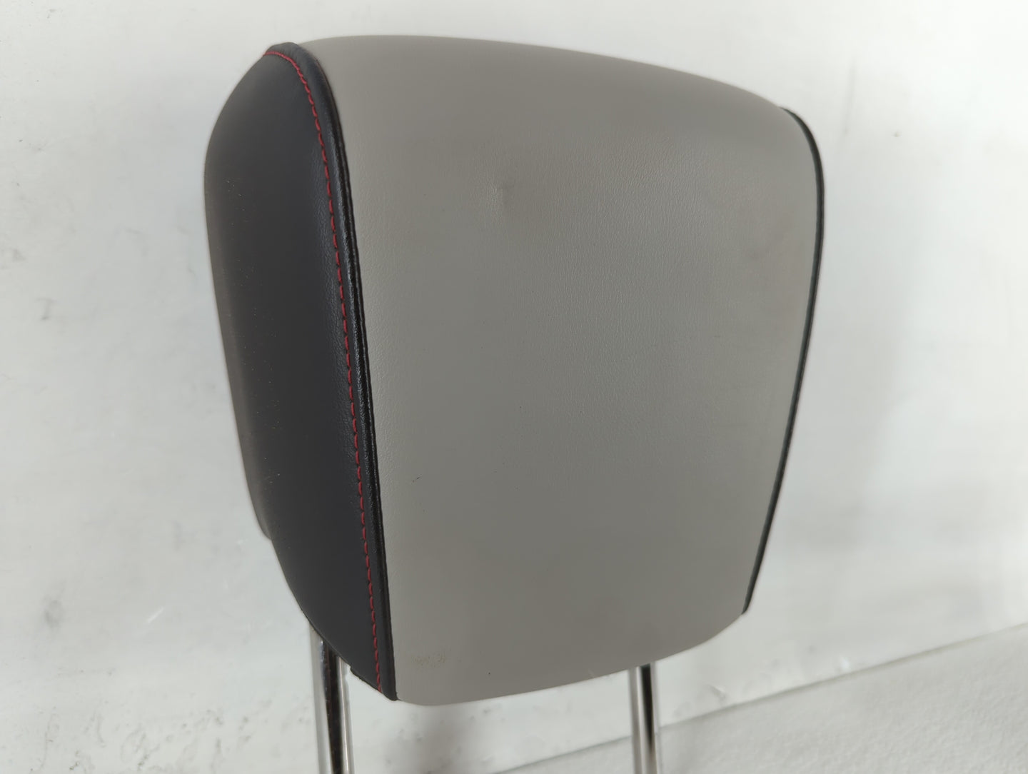 Gmc Terrain Headrest Head Rest Rear Seat Grey - Oemusedautoparts1.com