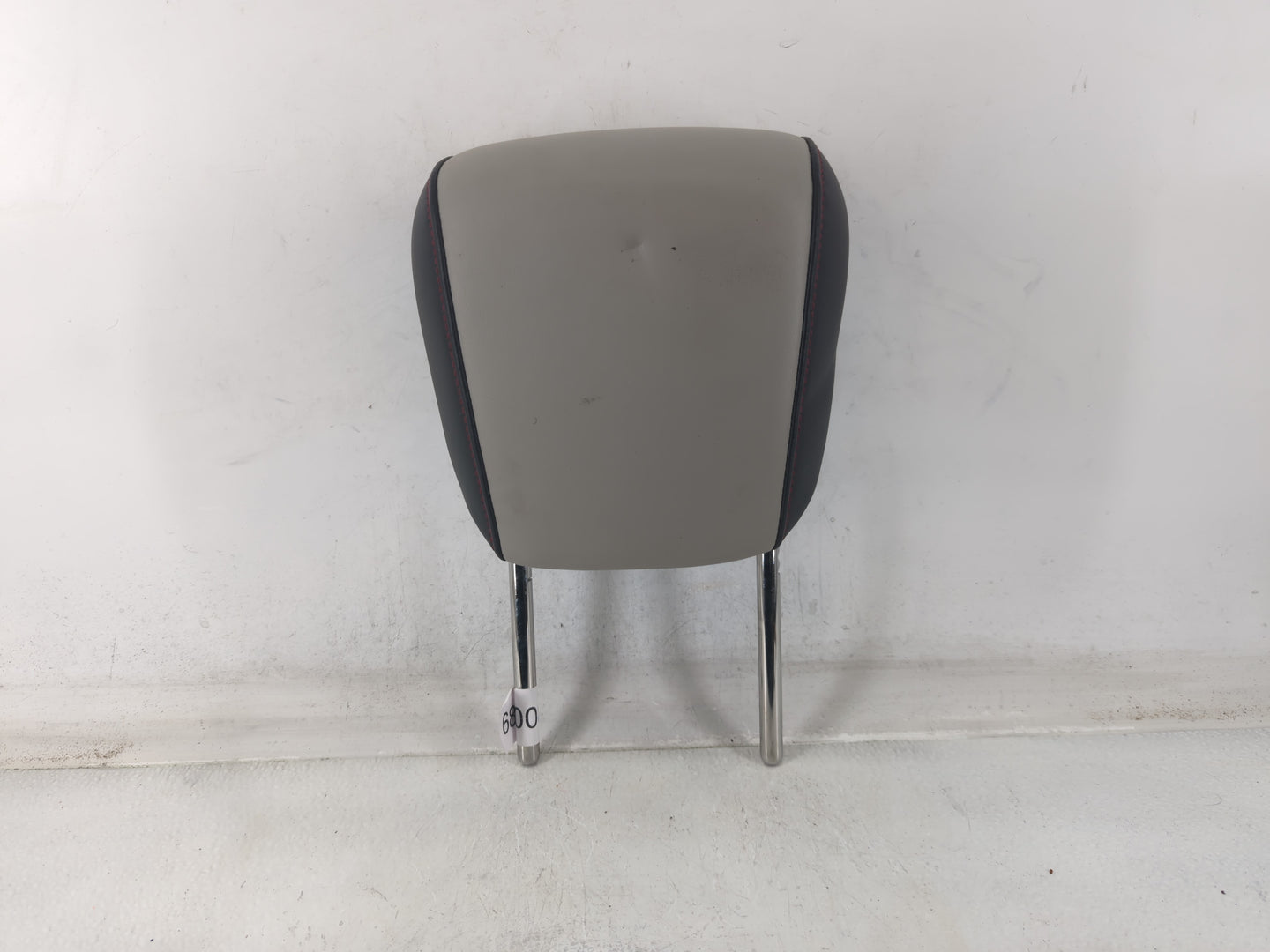 Gmc Terrain Headrest Head Rest Front Driver Passenger Seat Grey - Oemusedautoparts1.com