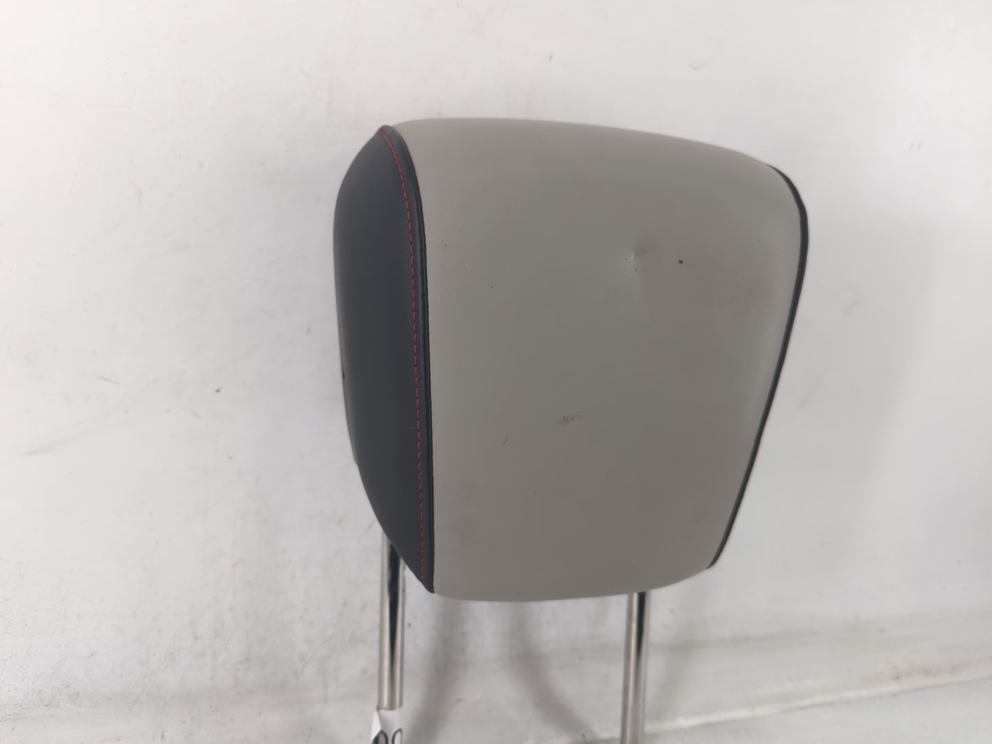 Gmc Terrain Headrest Head Rest Front Driver Passenger Seat Grey - Oemusedautoparts1.com