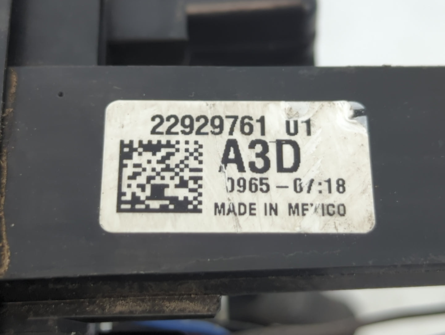 2013-2016 Gmc Terrain Fusebox Fuse Box Panel Relay Module P/N:22929761_U1 Fits Fits 2013 2014 2015 2016 OEM Used Auto Parts 