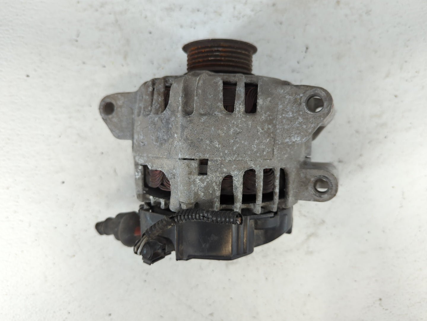 2010-2017 Gmc Terrain Alternator Replacement Generator Charging Assembly Engine OEM P/N:2620360 B 13588328 Fits OEM Used Aut
