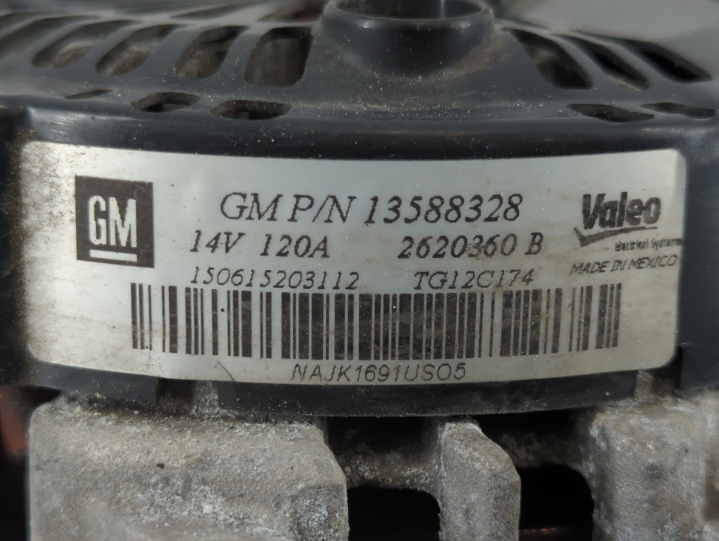 2010-2017 Gmc Terrain Alternator Replacement Generator Charging Assembly Engine OEM P/N:2620360 B 13588328 Fits OEM Used Aut