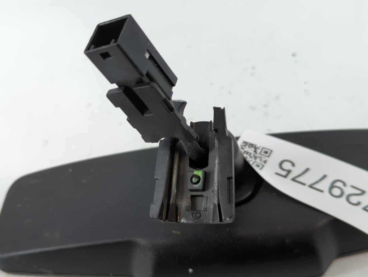 2010-2017 Gmc Terrain Interior Rear View Mirror Replacement OEM P/N:IE11026538 Fits OEM Used Auto Parts - Oemusedautoparts1.