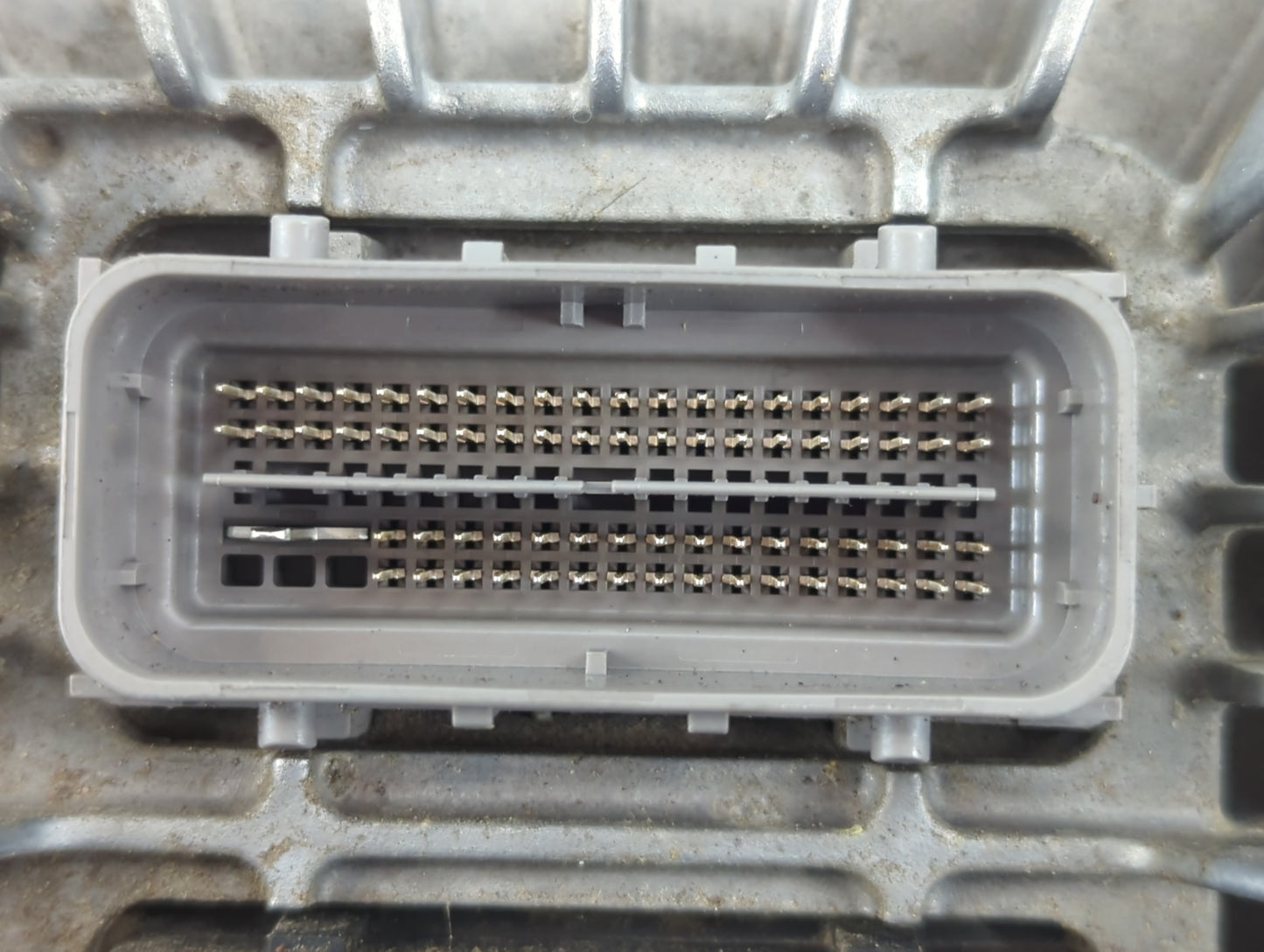 2013-2016 Gmc Terrain PCM Engine Control Computer ECU ECM PCU OEM P/N:12651807 Fits Fits 2013 2014 2015 2016 OEM Used Auto P