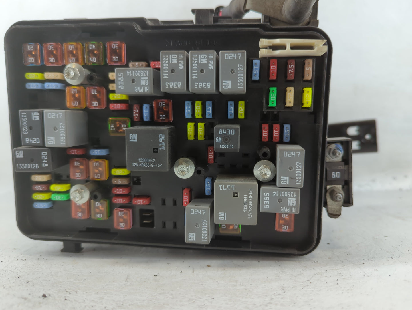 2013-2015 Gmc Terrain Fusebox Fuse Box Panel Relay Module P/N:22929762 01 Fits Fits 2013 2014 2015 OEM Used Auto Parts - Oem