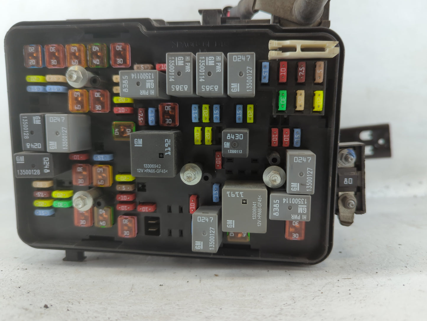 2013-2015 Gmc Terrain Fusebox Fuse Box Panel Relay Module P/N:22929762 01 Fits Fits 2013 2014 2015 OEM Used Auto Parts - Oem