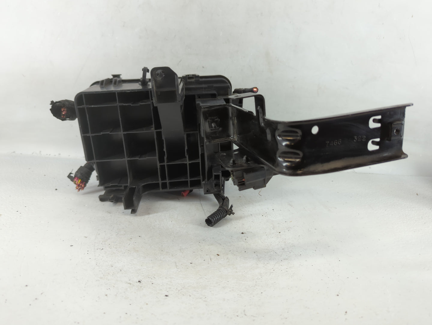 2013-2015 Gmc Terrain Fusebox Fuse Box Panel Relay Module P/N:22929762 01 Fits Fits 2013 2014 2015 OEM Used Auto Parts - Oem