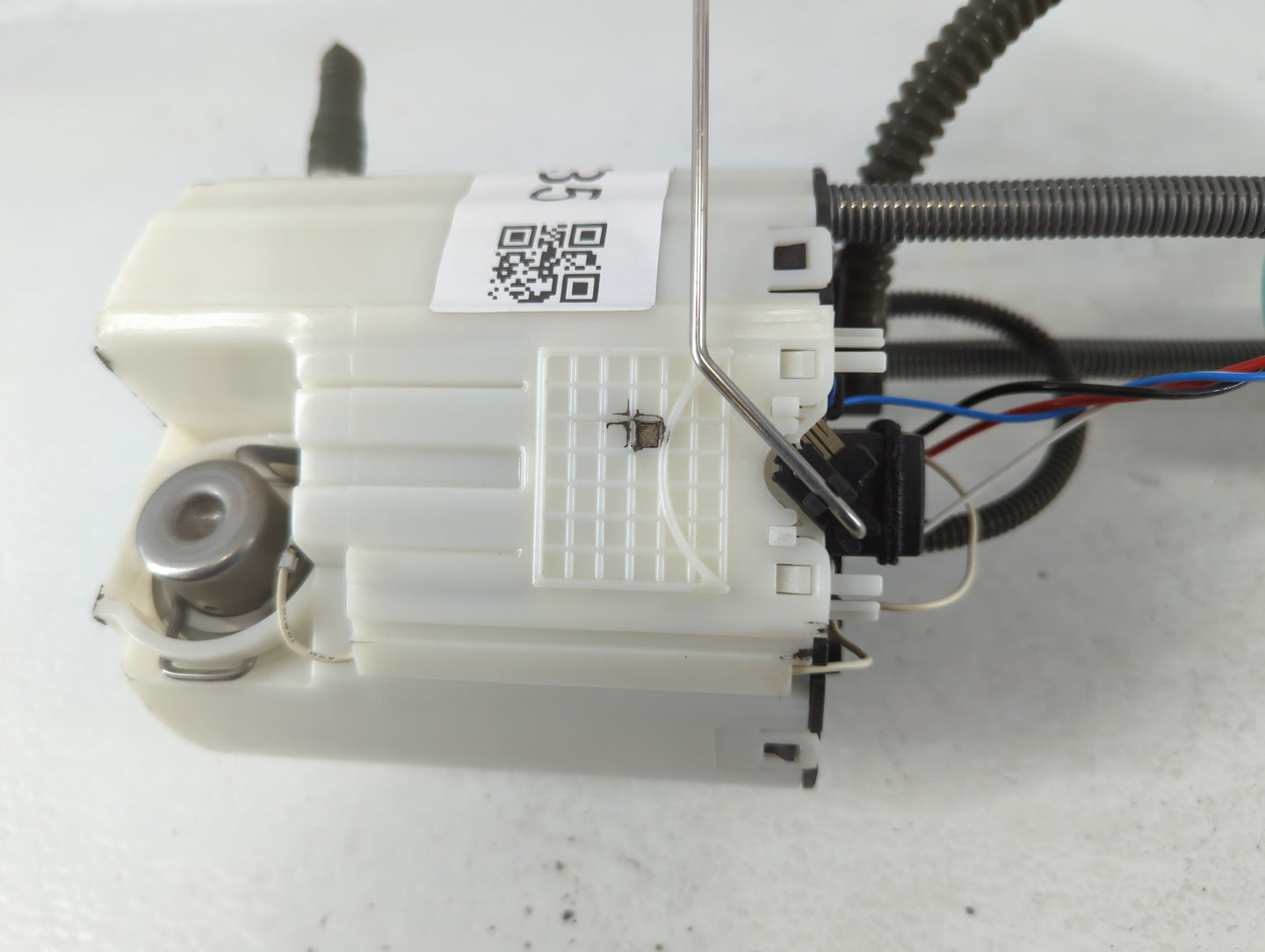 2012-2017 Gmc Terrain Electrical Gas Fuel Pump Assembly - Oemusedautoparts1.com