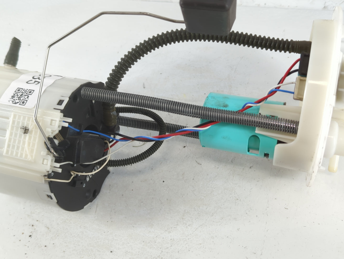2012-2017 Gmc Terrain Electrical Gas Fuel Pump Assembly - Oemusedautoparts1.com