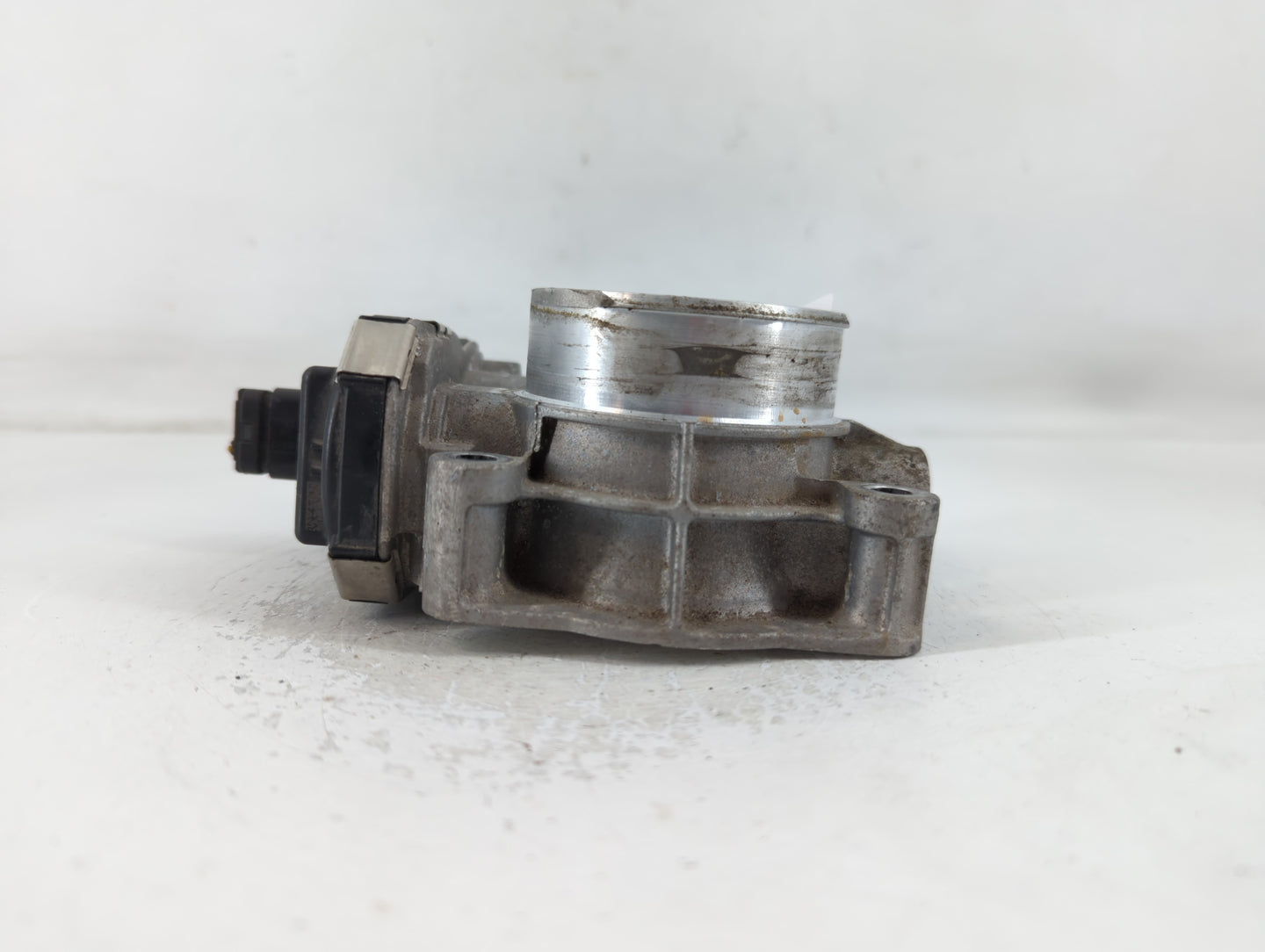 2013-2015 Gmc Terrain Throttle Body P/N:12632101CA Fits Fits 2012 2013 2014 2015 OEM Used Auto Parts - Oemusedautoparts1.com