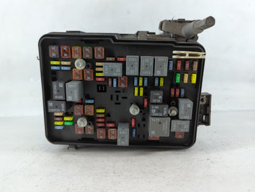 2013-2016 Gmc Terrain Fusebox Fuse Box Panel Relay Module P/N:22929761-01 Fits Fits 2013 2014 2015 2016 OEM Used Auto Parts