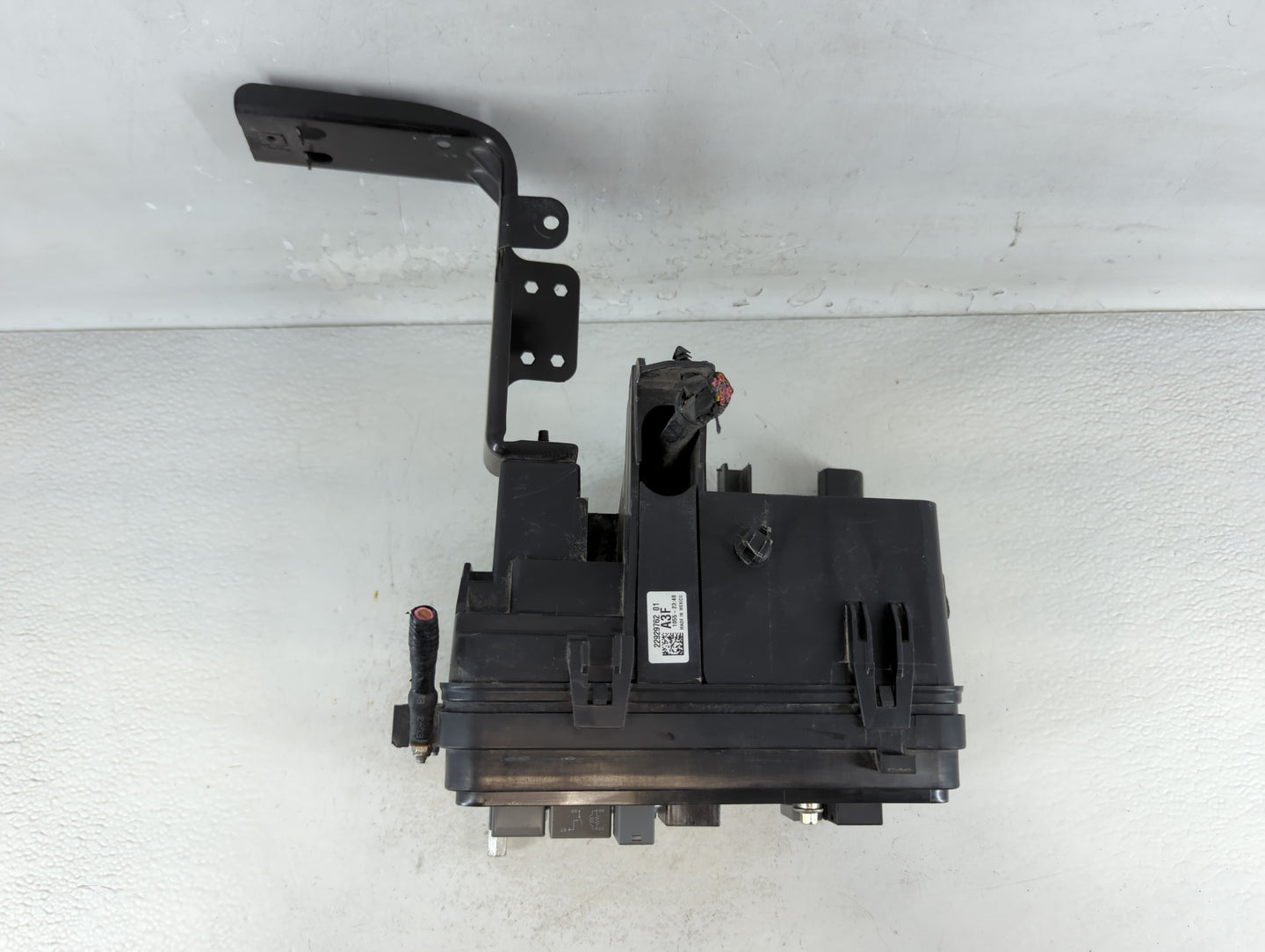 2013-2015 Gmc Terrain Fusebox Fuse Box Panel Relay Module P/N:22929762 Fits Fits 2013 2014 2015 OEM Used Auto Parts - Oemuse