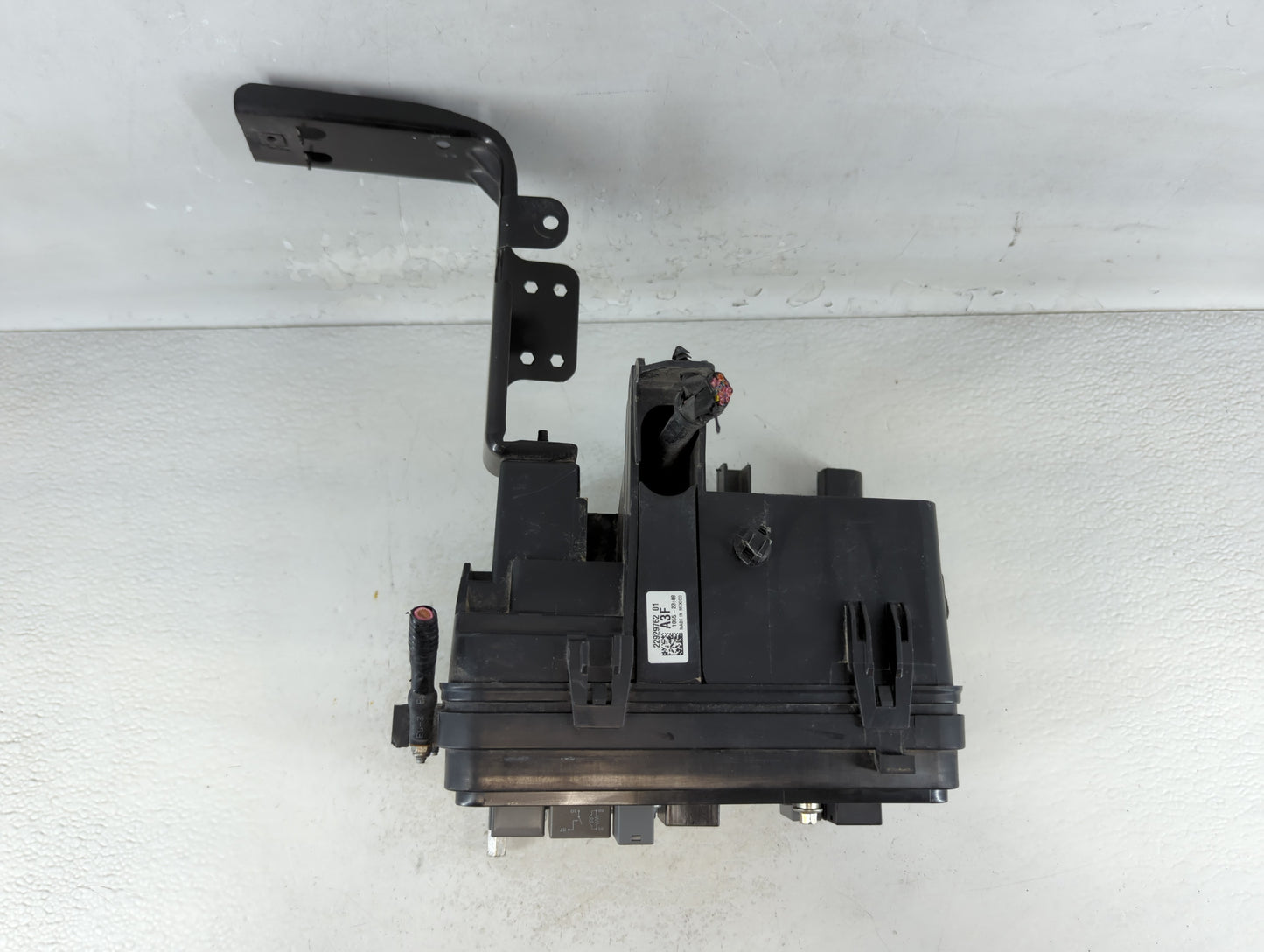 2013-2015 Gmc Terrain Fusebox Fuse Box Panel Relay Module P/N:22929762 Fits Fits 2013 2014 2015 OEM Used Auto Parts - Oemuse