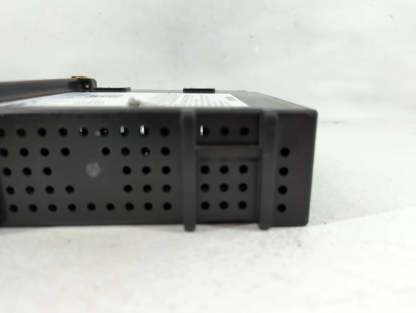 2015 Gmc Yukon Radio AM FM Cd Player Receiver Replacement P/N:13592804 Fits Fits 2013 2014 OEM Used Auto Parts - Oemusedauto