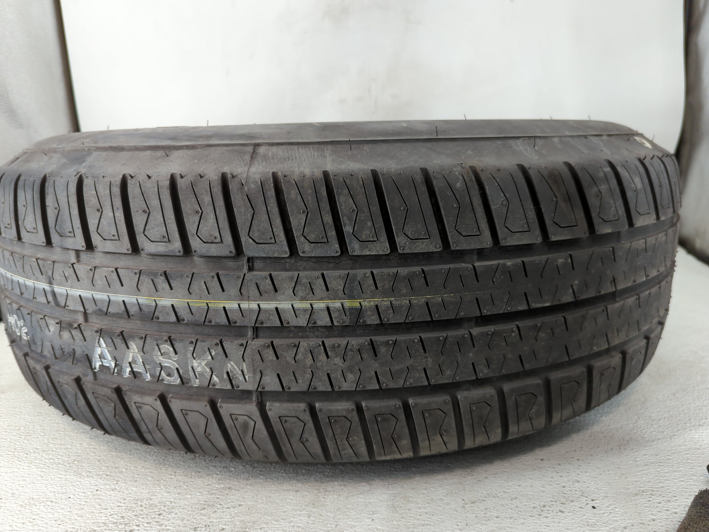 2007-2020 Gmc Yukon Spare Donut Tire Wheel Rim Oem - Oemusedautoparts1.com