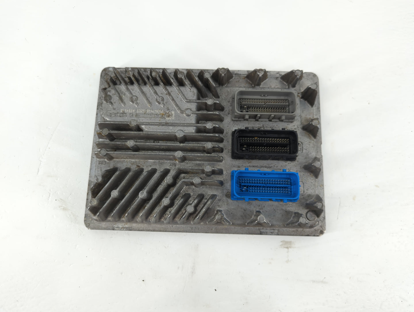 2015-2016 Gmc Yukon PCM Engine Control Computer ECU ECM PCU OEM P/N:12671200 Fits Fits 2014 2015 2016 OEM Used Auto Parts - 