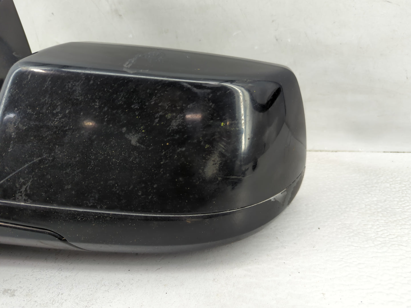 2015-2020 Gmc Yukon Driver Side View Mirror - Left Door Mirror OEM Used - Oemusedautoparts1.com