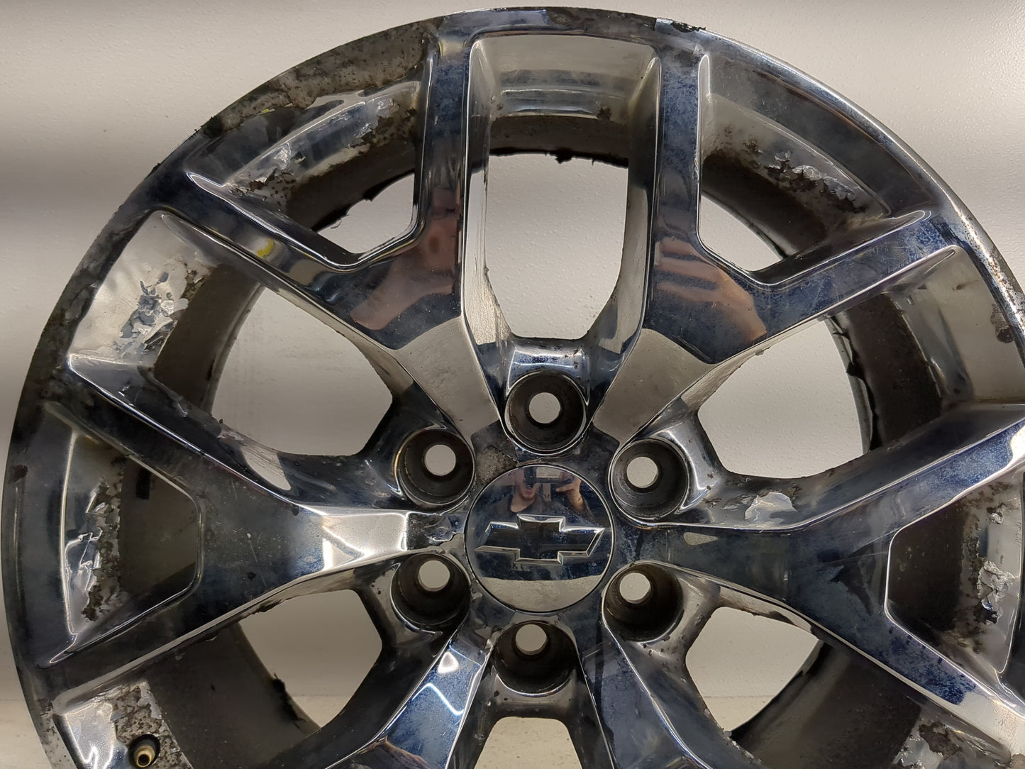 2015-2020 Gmc Yukon Oem Wheel Rim 1377399 - Oemusedautoparts1.com