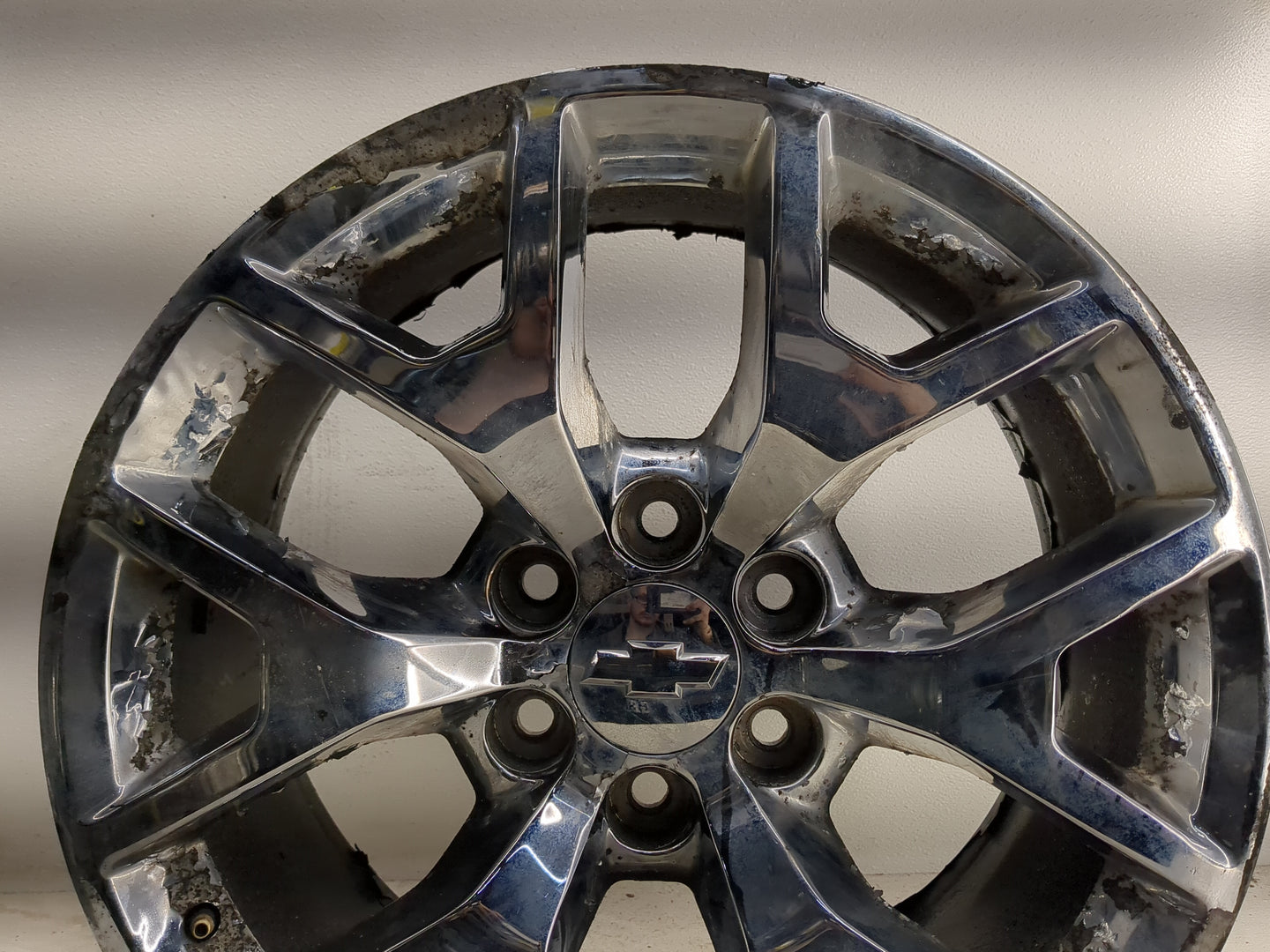 2015-2020 Gmc Yukon Oem Wheel Rim 1377399 - Oemusedautoparts1.com