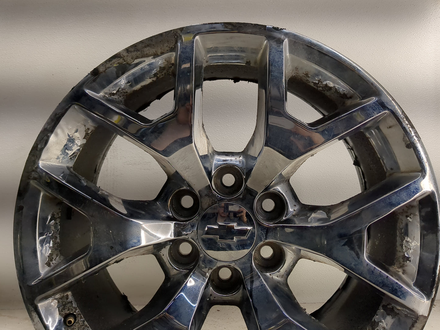 2015-2020 Gmc Yukon Oem Wheel Rim 1377399 - Oemusedautoparts1.com